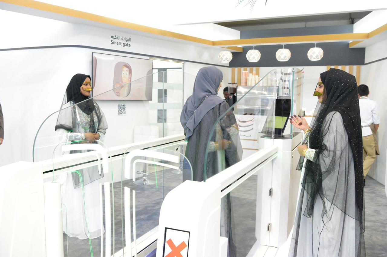 GDRFA Shines at Dubai Airshow 2023: Blending Emirati Tradition with Modern Service Innovation